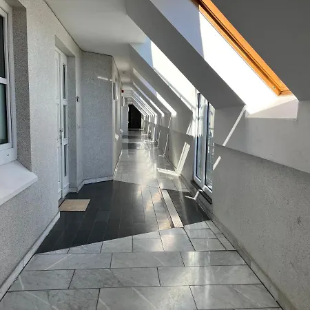 Attraktives Im Stadtzentrum Balkon Lift