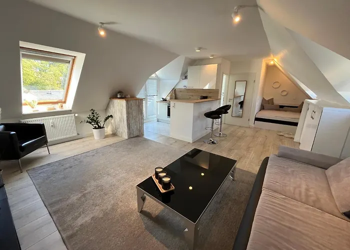 Apartment Attraktives Im Stadtzentrum Balkon Lift